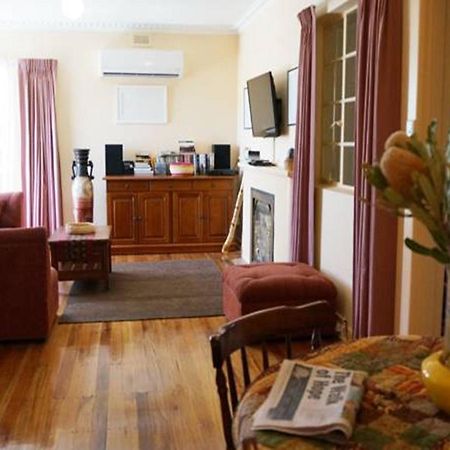 It'S On Walnut Villa Mildura Habitación foto
